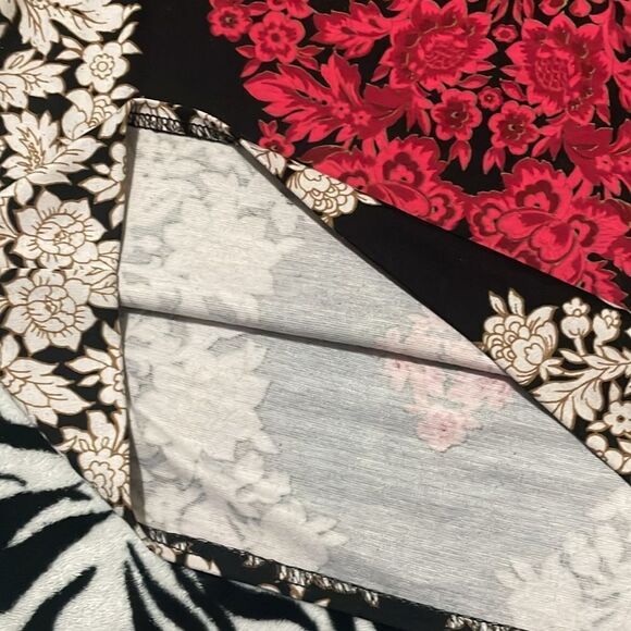 Bundle of two London times size 6 short cap sleeve floral print black dresss - Picture 11 of 12